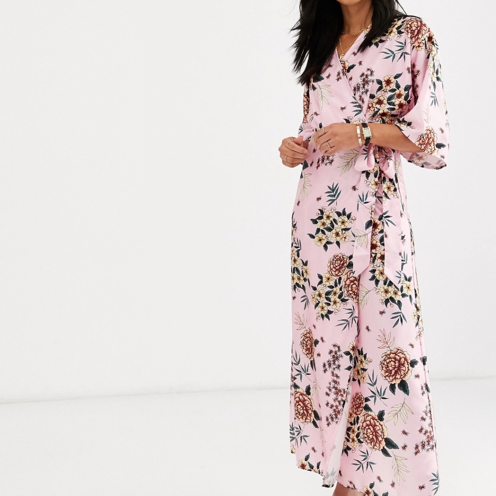 🍒NWT🍒 THE ORIENT KIMONO WRAP DRESS